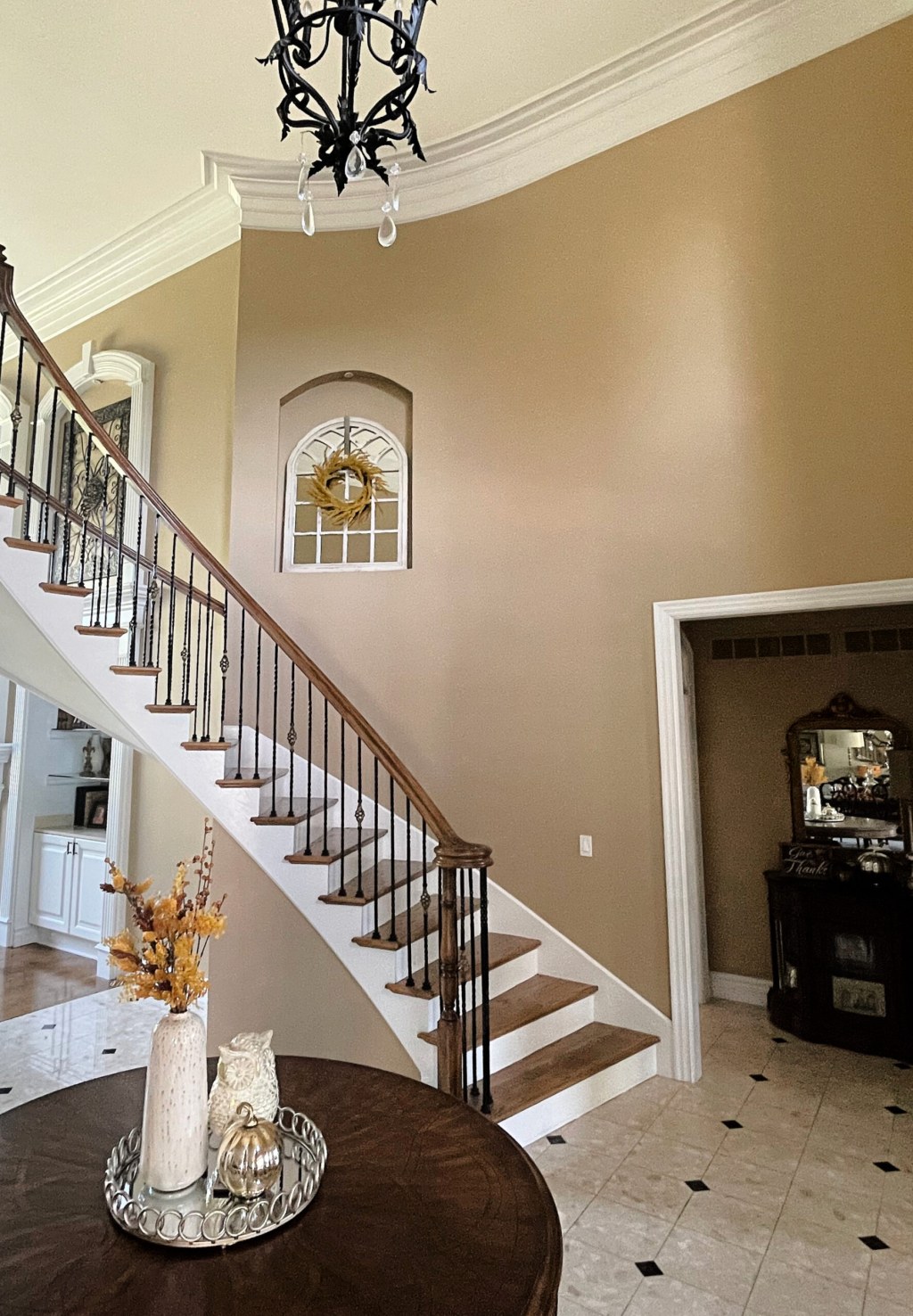 Picture of: Sherwin Williams:  Best Neutral Beige Paint Colors (with a BIT